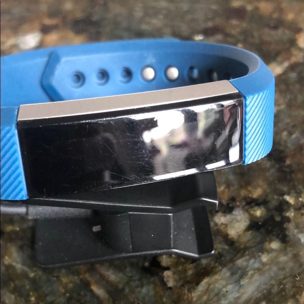 Fitbit Alta - image 4
